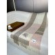 2024FW Scarf BURBERRY You can rest assured that you can see a glimpse from Burberry tops. 2024FW Scarf BURBERRY You can rest assured that you can see a glimpse from Burberry tops.