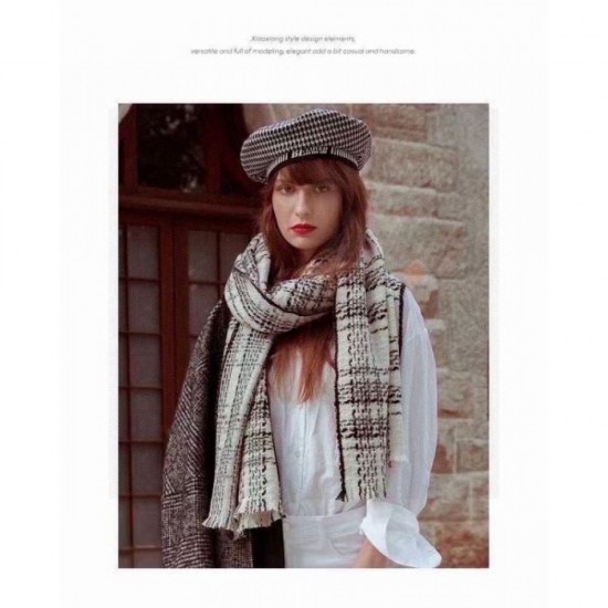 2024FW Scarf CHANEL CHANEL Limited Design Very Popular Before Sold Out 2024FW Scarf CHANEL CHANEL Limited Design Very Popular Before Sold Out