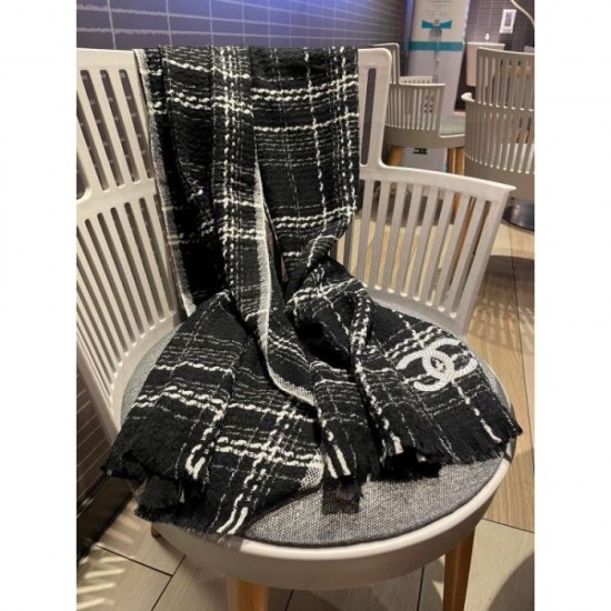 2024FW Scarf CHANEL CHANEL Limited Design Very Popular Before Sold Out 2024FW Scarf CHANEL CHANEL Limited Design Very Popular Before Sold Out