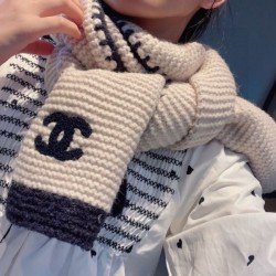 2024FW Scarf CHANEL Sold out item Will definitely be a hit in the fall