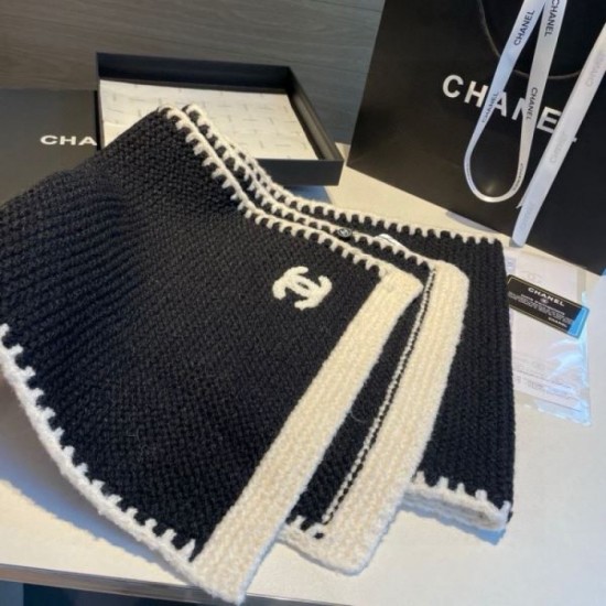 2024FW Scarf CHANEL Sold out item Will definitely be a hit in the fall 2024FW Scarf CHANEL Sold out item Will definitely be a hit in the fall