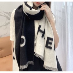 2024FW Scarf CHANEL CHANEL Will be useful for this fall/winter coordination