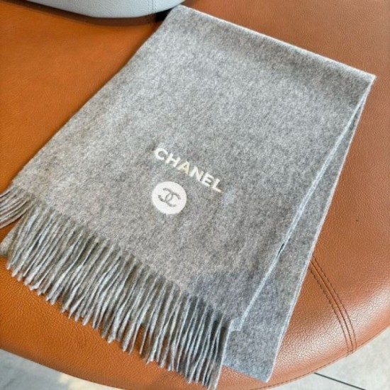 2024FW Scarf CHANEL This season's style is to incorporate it into CHANEL clothing. 2024FW Scarf CHANEL This season's style is to incorporate it into CHANEL clothing.