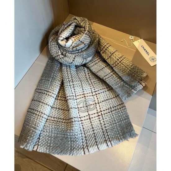 2024FW Scarf CHANEL Newly released from Chanel qiud items! 2024FW Scarf CHANEL Newly released from Chanel qiud items!