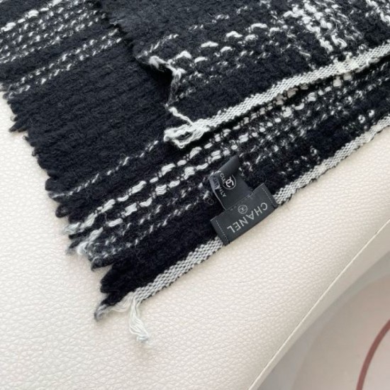 2024FW Scarf CHANEL An exquisite casual atmosphere 2024FW Scarf CHANEL An exquisite casual atmosphere