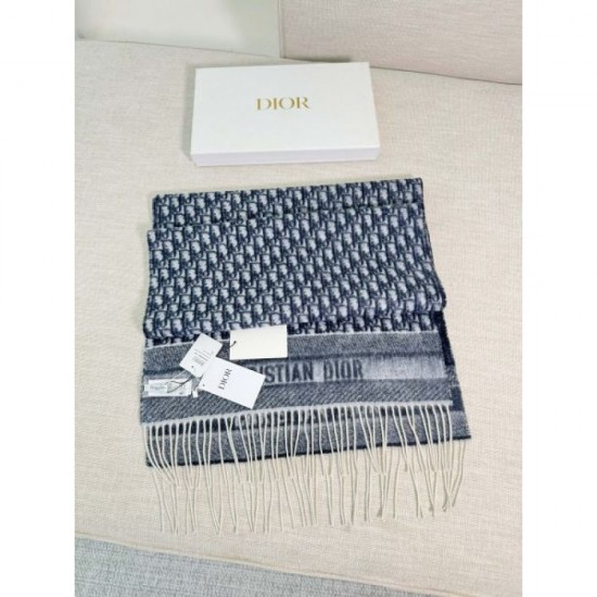 2024FW Scarf DIOR New this season! Adults are also welcome! 2024FW Scarf DIOR New this season! Adults are also welcome!