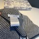 2024FW Scarf DIOR Dior is now very popular among celebrities. 2024FW Scarf DIOR Dior is now very popular among celebrities.