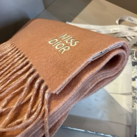 2024FW Scarf DIOR Dior brand style continues to be popular 2024FW Scarf DIOR Dior brand style continues to be popular