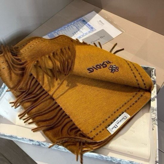 2024FW Scarf DIOR Check out the latest information on Dior Autumn/Winter Tops 2024FW Scarf DIOR Check out the latest information on Dior Autumn/Winter Tops