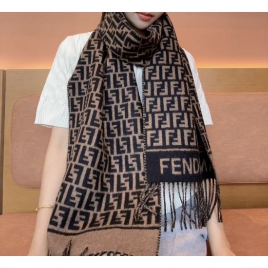 2024FW Scarf FENDI Become fashionable now! 2024FW Scarf FENDI Become fashionable now!