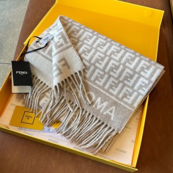 2024FW Scarf FENDI Become fashionable now! 2024FW Scarf FENDI Become fashionable now!