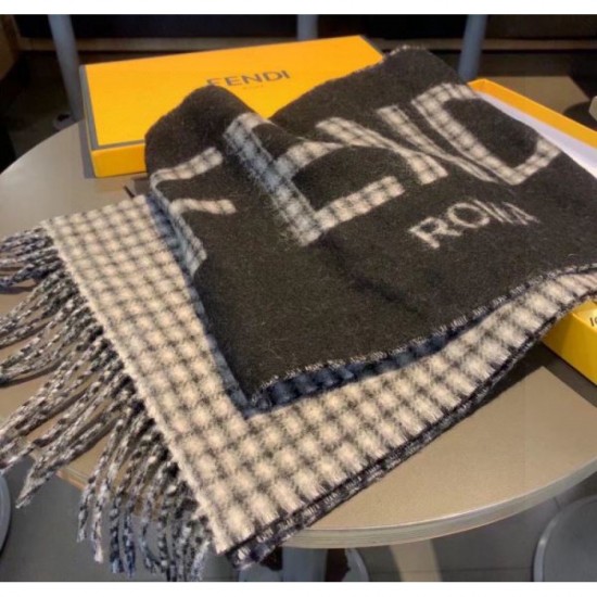 2024FW scarf FENDI trend coordination 2024FW scarf FENDI trend coordination
