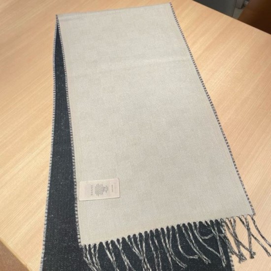 2024FW scarf GUCCI Gucci has a casual atmosphere 2024FW scarf GUCCI Gucci has a casual atmosphere