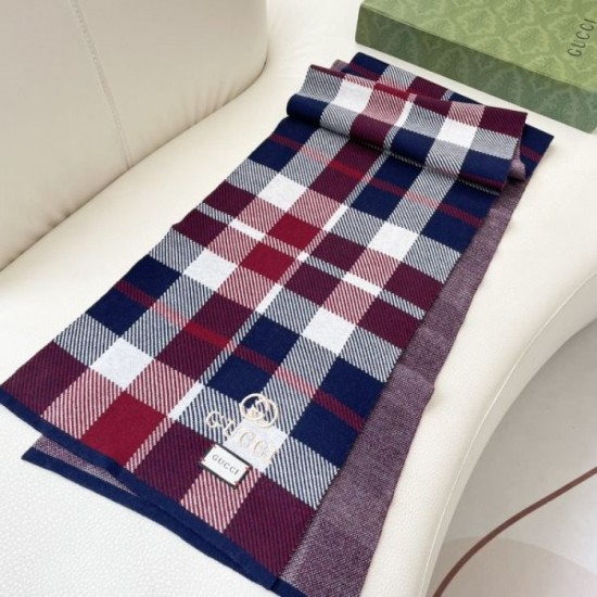 2024FW Scarf GUCCI Gucci Essential for fall/winter coordination 2024FW Scarf GUCCI Gucci Essential for fall/winter coordination