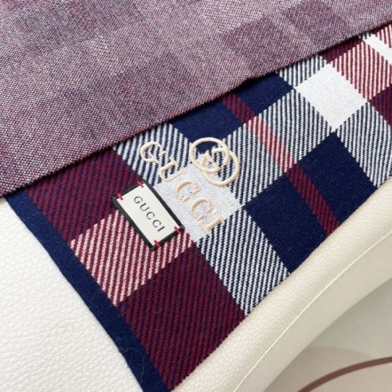 2024FW Scarf GUCCI Gucci Essential for fall/winter coordination 2024FW Scarf GUCCI Gucci Essential for fall/winter coordination