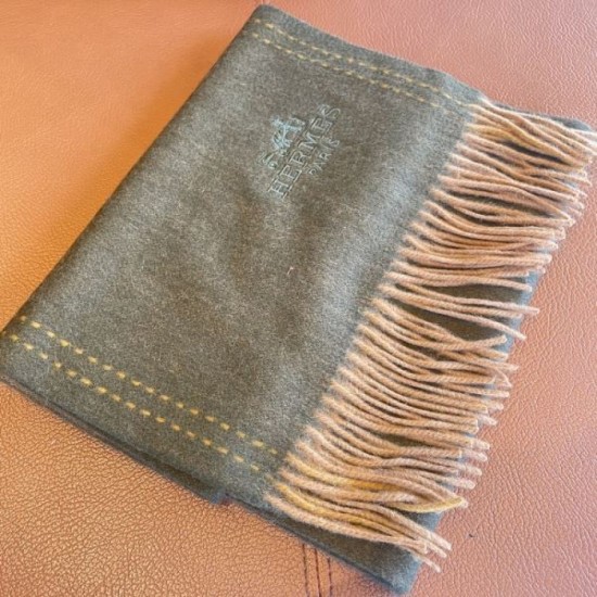 2024FW Scarf HERMES Enjoy the latest autumn style 2024FW Scarf HERMES Enjoy the latest autumn style