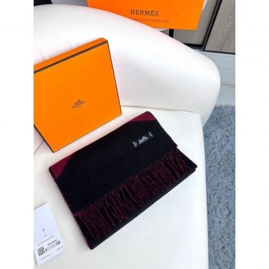 2024FW Scarf HERMES This season's attention-grabbing new item with color 2024FW Scarf HERMES This season's attention-grabbing new item with color