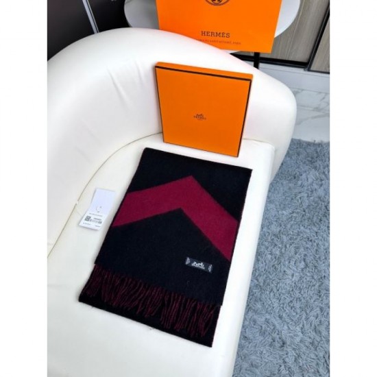 2024FW Scarf HERMES This season's attention-grabbing new item with color 2024FW Scarf HERMES This season's attention-grabbing new item with color