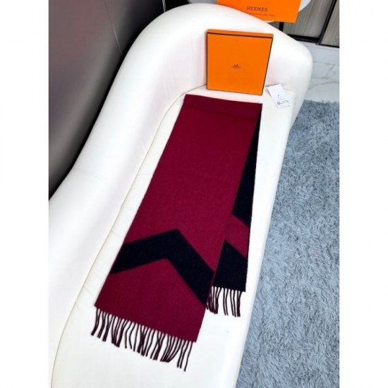2024FW Scarf HERMES This season's attention-grabbing new item with color 2024FW Scarf HERMES This season's attention-grabbing new item with color