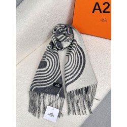 2024FW Scarf HERMES A cool piece that stands out from the crowd