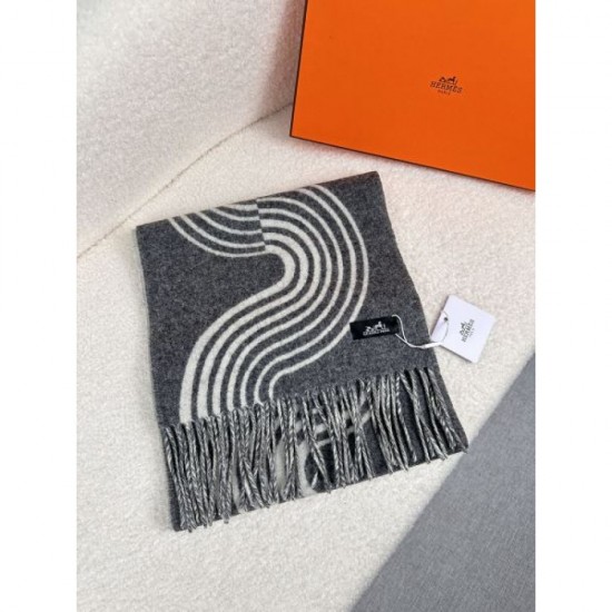2024FW Scarf HERMES A cool piece that stands out from the crowd 2024FW Scarf HERMES A cool piece that stands out from the crowd