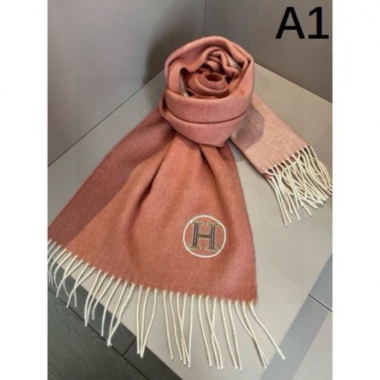 2024FW Scarf HERMES Recommended as a present or gift 2024FW Scarf HERMES Recommended as a present or gift