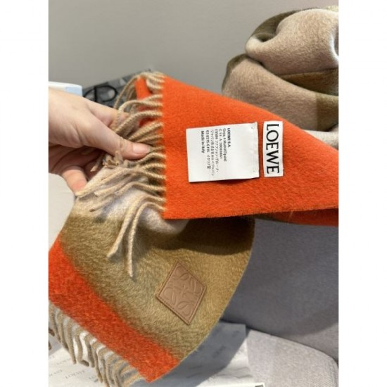 2024FW Scarf LOEWE This autumn's most popular brand 2024FW Scarf LOEWE This autumn's most popular brand