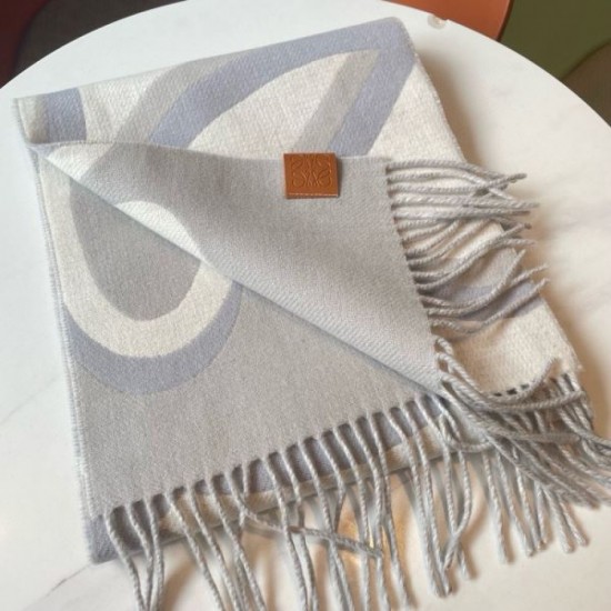 2024FW Scarf LOEWE New item that has attracted attention in many magazines 2024FW Scarf LOEWE New item that has attracted attention in many magazines