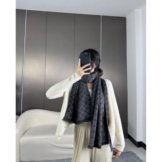 2024FW Scarf LOUIS VUITTON Explosive popularity in autumn 2024FW Scarf LOUIS VUITTON Explosive popularity in autumn