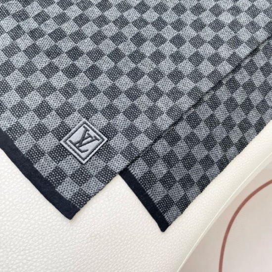 2024FW Scarf LOUIS VUITTON Louis Vuitton A very popular model in Japan 2024FW Scarf LOUIS VUITTON Louis Vuitton A very popular model in Japan