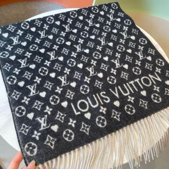2024FW Scarf LOUIS VUITTON Stylish atmosphere 2024FW Scarf LOUIS VUITTON Stylish atmosphere