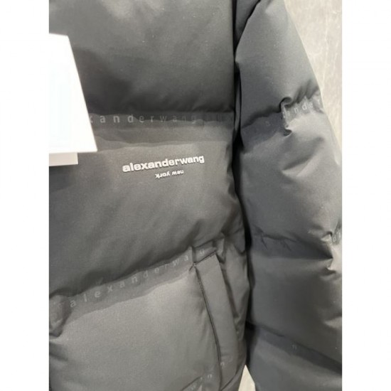 ALEXANDER WANG Alexander Wang Down Jacket 2024FW is gaining popularity ALEXANDER WANG Alexander Wang Down Jacket 2024FW is gaining popularity