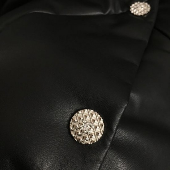 CHANEL Down Jacket 2024FW Takes your fashion level up a notch CHANEL Down Jacket 2024FW Takes your fashion level up a notch