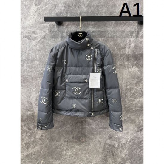 CHANEL Down Jacket 2024FW Style that can be used for winter CHANEL Down Jacket 2024FW Style that can be used for winter