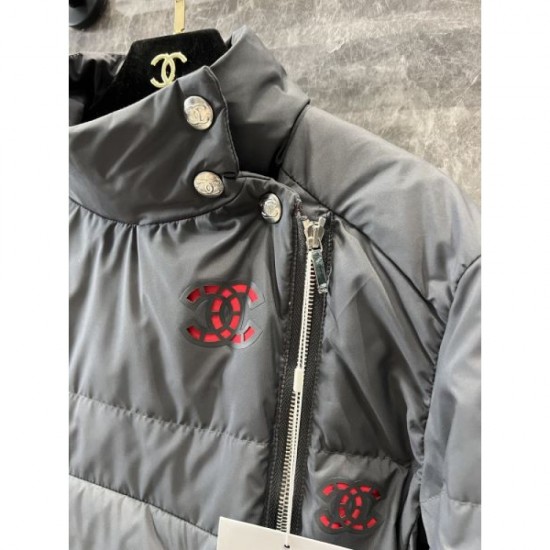CHANEL Down Jacket 2024FW Style that can be used for winter CHANEL Down Jacket 2024FW Style that can be used for winter