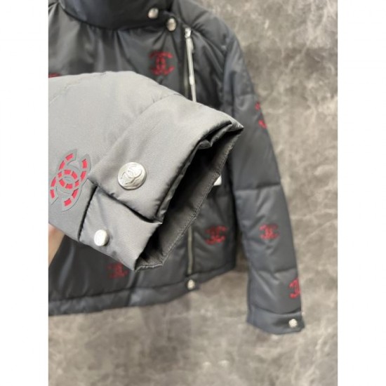 CHANEL Down Jacket 2024FW Style that can be used for winter CHANEL Down Jacket 2024FW Style that can be used for winter