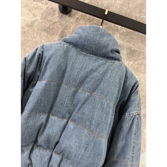 CHANEL Down Jacket 2024FW Perfect for winter outings CHANEL Down Jacket 2024FW Perfect for winter outings