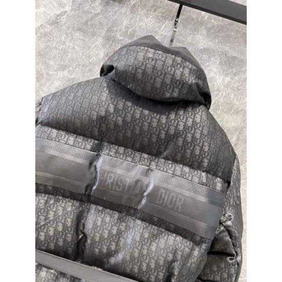 DIOR Cotton insert 2024FW An essential item this winter DIOR Cotton insert 2024FW An essential item this winter