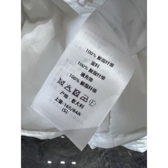 DIOR Dior cotton insert 2024FW Fans flock to the new winter item DIOR Dior cotton insert 2024FW Fans flock to the new winter item