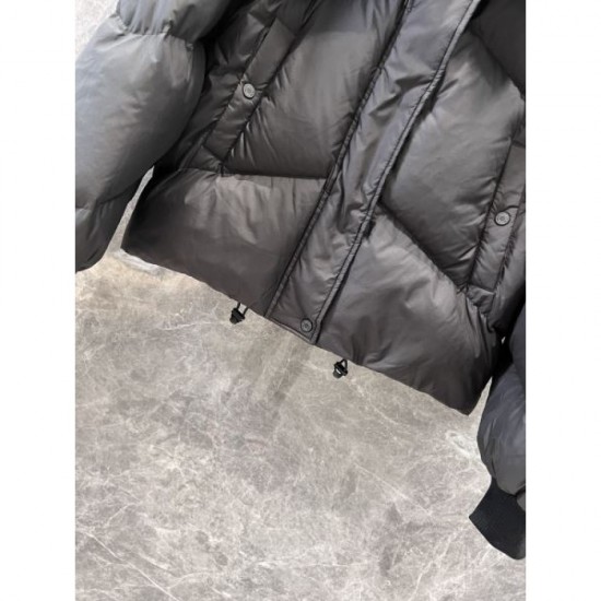 HERMES Down jacket 2024FW winter color not available in Japan HERMES Down jacket 2024FW winter color not available in Japan