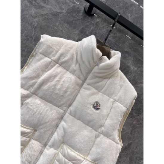 MONCLER Down jacket vest 2024FW released in extreme condition! MONCLER Down jacket vest 2024FW released in extreme condition!