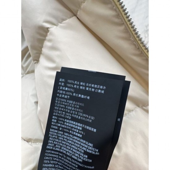 PRADA Women's down jacket 2024FW continues to attract attention in spring and summer PRADA Women's down jacket 2024FW continues to attract attention in spring and summer
