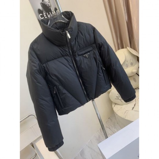PRADA Women's down jacket 2024FW No. 1 in total cumulative sales PRADA Women's down jacket 2024FW No. 1 in total cumulative sales