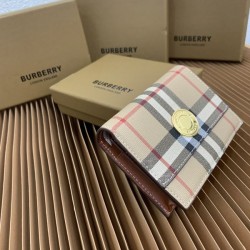BURBERRY 2024SS Spring/Summer Essentials Bifold Wallet