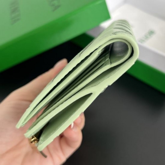 BOTTEGA VENETA Bottega Veneta 2024FW Overwhelming Luxury Bifold Wallet BOTTEGA VENETA Bottega Veneta 2024FW Overwhelming Luxury Bifold Wallet