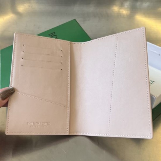 BOTTEGA VENETA Bottega Veneta 2024FW This season's best new card case BOTTEGA VENETA Bottega Veneta 2024FW This season's best new card case