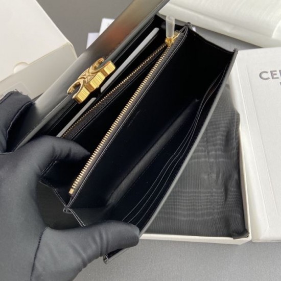 CELINE Celine 2024SS All you need is this! long wallet CELINE Celine 2024SS All you need is this! long wallet