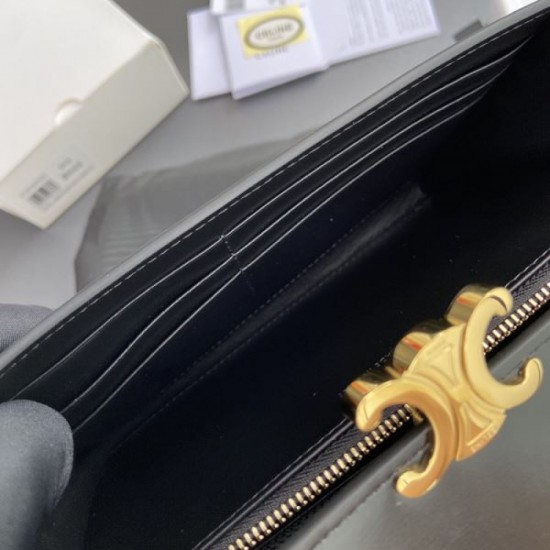 CELINE Celine 2024SS All you need is this! long wallet CELINE Celine 2024SS All you need is this! long wallet