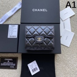CHANEL 2024FW Nice Design Out of stock Brand Trifold Wallet
