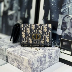 DIOR 2024SS This year's excellent item bifold wallet